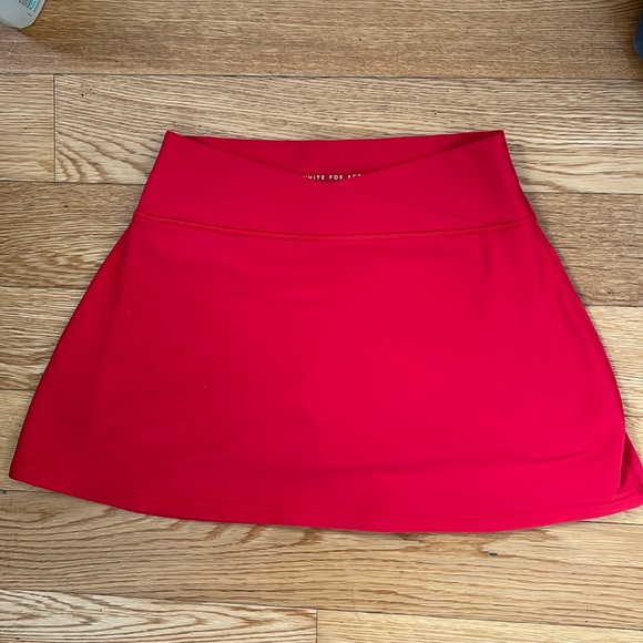 Capable Of More Mini Skort Red White Fox Active - Picture 1 of 4